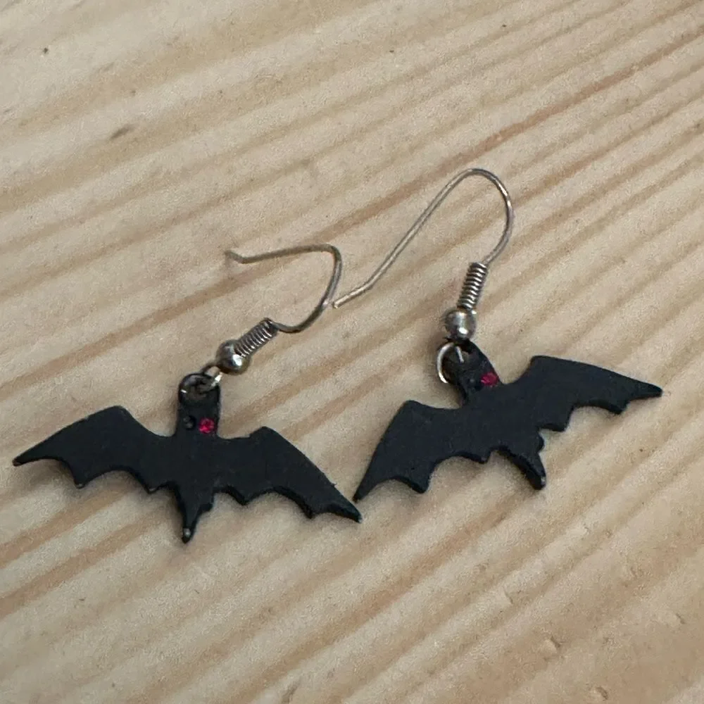 Chic Black Bat Earrings